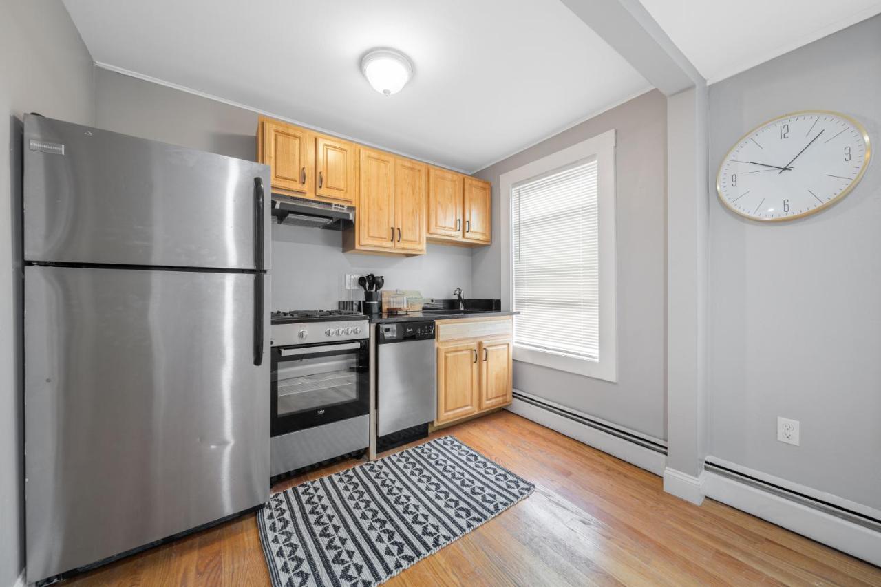 Easy Commute South Boston 4Br 1Bh Apt Ngoại thất bức ảnh